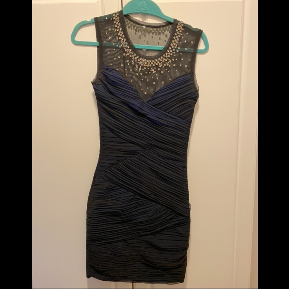 BCBG Maxazria jeweled neck mesh body on dress SzXS